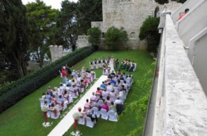 moqueta para bodas castillo